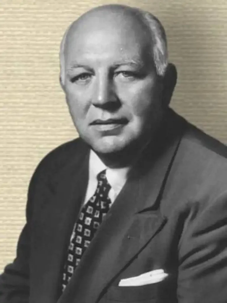 Howard D. Fabing em uma foto de arquivo