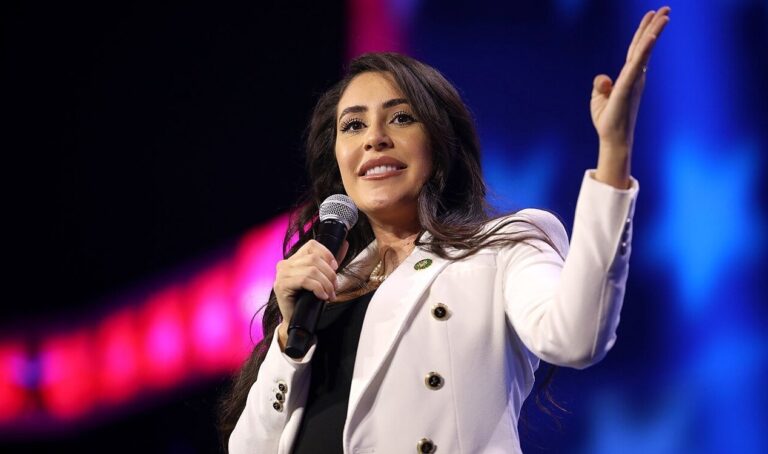 Atualização da Deputada Luna sobre a Divulgação dos Arquivos de OVNIs de Trump