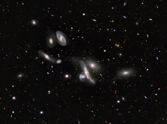 Astrônomos divulgam maior mapa 2D do universo já feito