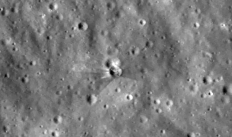 Impacto de foguete da SpaceX forma cratera na Lua